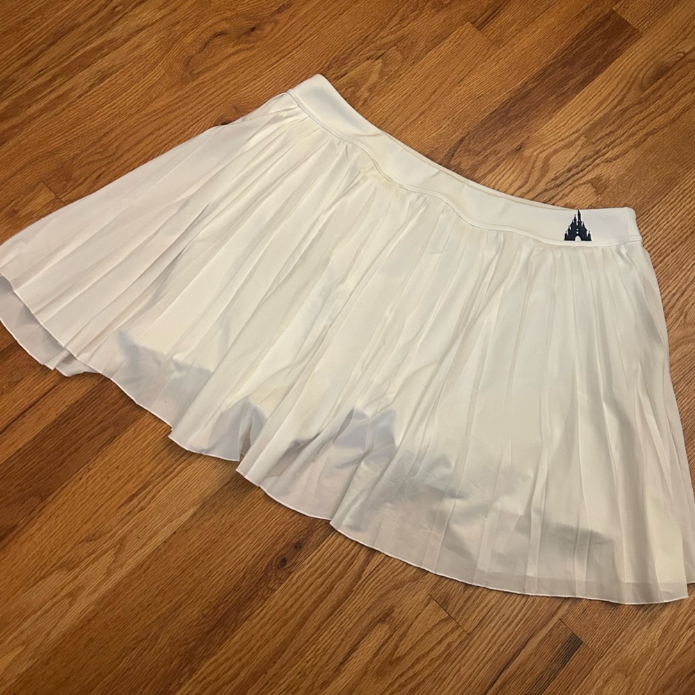 Disney White Pleated Skort Sz XL